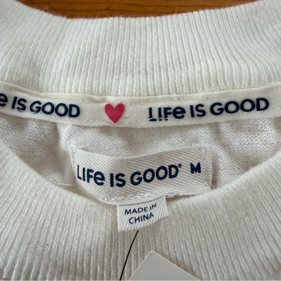 Life Is Good "Be My Valentine"
Sweater NWT M - Picture 7 of 8